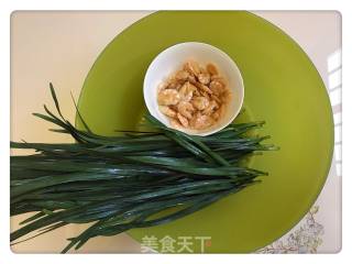 韭菜炒虾干的做法步骤：1