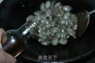 炒花蛤的做法步骤：5