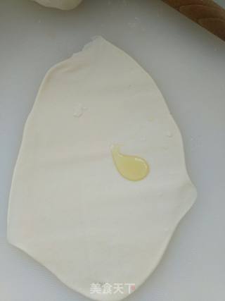 香蕉豆沙饼的做法步骤：1