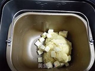 咕咕霍夫面包的做法步骤：5