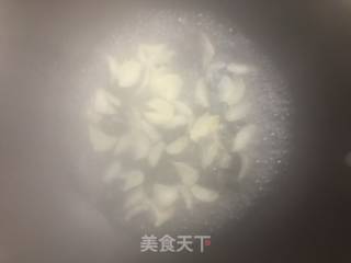 腊肠西芹百合的做法步骤：11