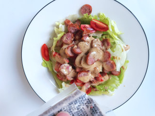 果蔬香肠沙拉，春季不能少的减脂食物！的做法步骤：8