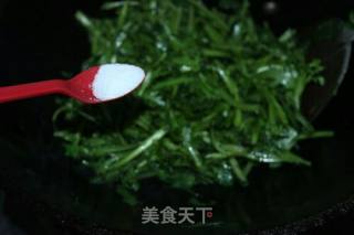 炒蓬蒿菜的做法步骤：4