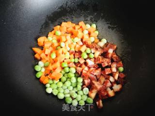 鹦鹉菠萝盅炒饭的做法步骤：12