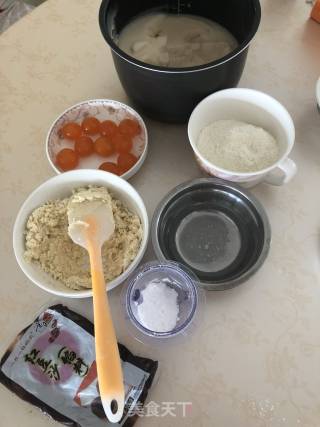 蛋黄酥的做法步骤：1