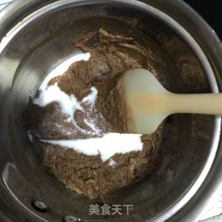 巧克力味古早蛋糕的做法步骤：4