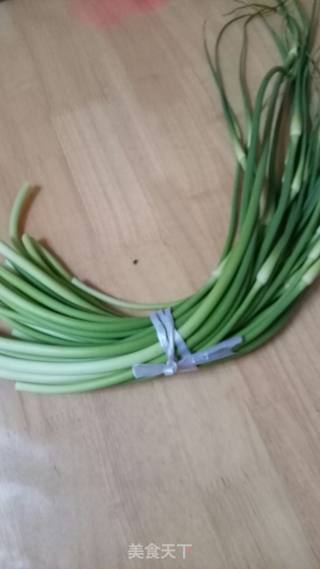 爆炒蒜苔的做法步骤：1