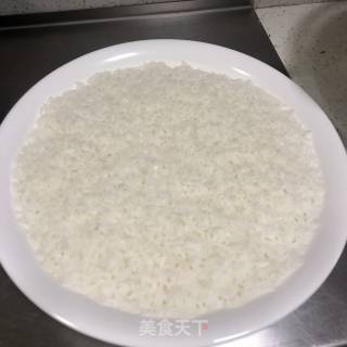 黑椒牛肉炒饭的做法步骤：1