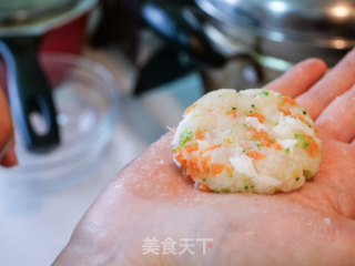 宝宝爱吃的鳕鱼土豆饼的做法步骤：7