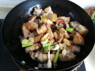 红烧肉的做法步骤：6
