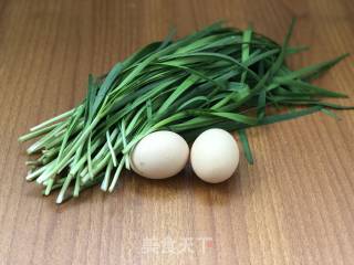 韭菜炒鸡蛋的做法步骤：1