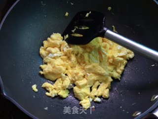 番茄炒鸡蛋的做法步骤：4