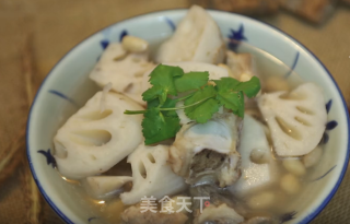 潮音潮人：莲藕花生猪骨汤的做法步骤：5