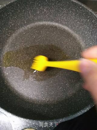 土司煎蛋的做法步骤：4
