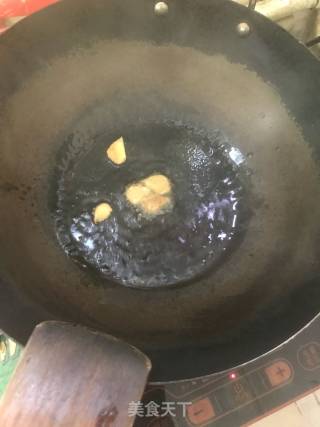 红烧咖喱牛肉的做法步骤：2