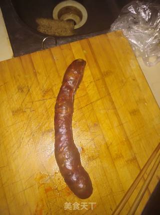 香肠炒豆苗的做法步骤：1