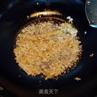 剁椒鱼头的做法步骤：7
