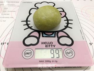 抹茶热狗肠面包的做法步骤：9