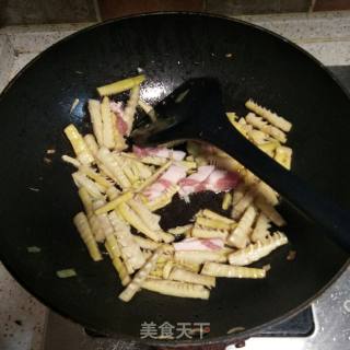 #便当#蒜苔炒春笋的做法步骤：3