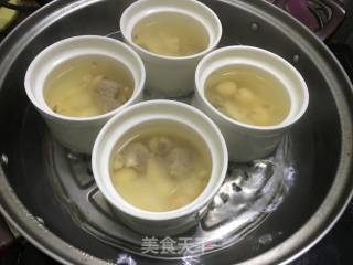 川贝枇杷瘦肉汤的做法步骤：8
