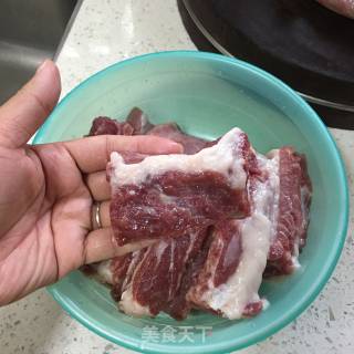香烤排骨的做法步骤：1
