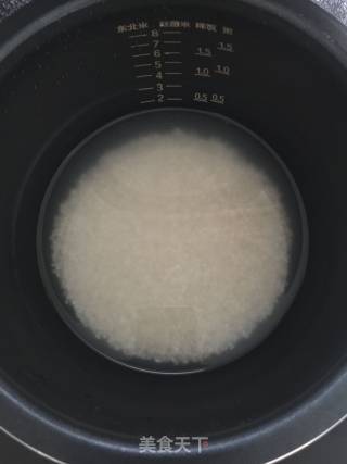 番茄网红饭的做法步骤：1
