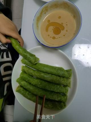 芹菜翡翠卷的做法步骤：8