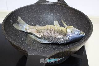 番茄鲫鱼汤的做法步骤：5