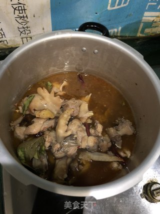 高压锅焖鸡的做法步骤：7