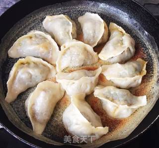 冰花煎饺的做法步骤：4
