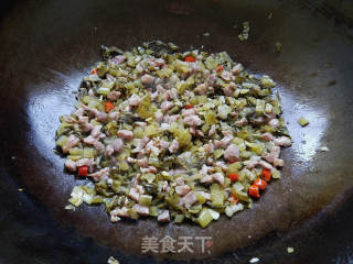 酸菜肉丁的做法步骤：7
