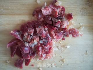 荷叶饼夹牛肉酱的做法步骤：2