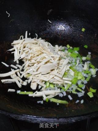 豆腐丝汤的做法步骤：2
