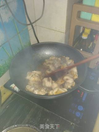 糖醋排骨的做法步骤：2