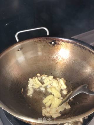 番茄胡萝卜炖牛腩的做法步骤：3