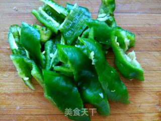 白菜炒腊肉的做法步骤：4