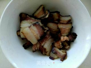 白菜炒腊肉的做法步骤：5