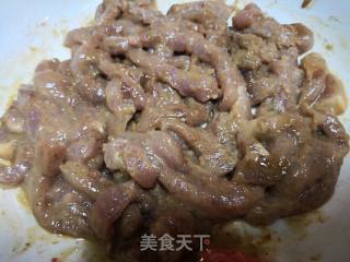 水芹肉丝的做法步骤：2
