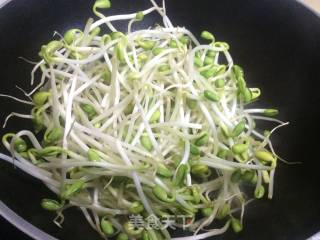 清炒豆芽青菜的做法步骤：3