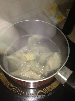 荠菜鸡蛋饺子的做法步骤：5
