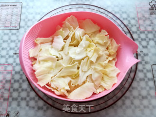 手撕包菜的做法步骤：2