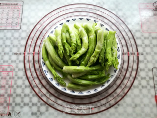 凉拌儿菜的做法步骤：3