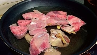 孜然羊杂的做法步骤：3