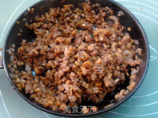 低脂蘑菇牛肉咸派的做法步骤：9