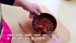 韩式辣白菜拌面的做法步骤：6