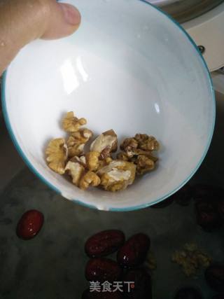 美颜银耳羹的做法步骤：4
