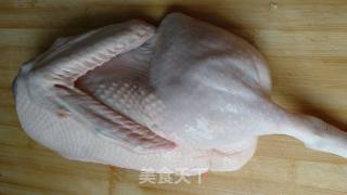 胡萝卜豆泡千张焖鸭的做法步骤：1