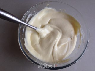 八寸戚风蛋糕的做法步骤：9