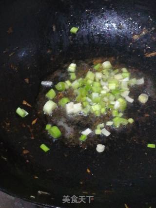 西芹炒豆腐的做法步骤：2