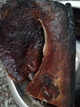 炒熏腊肉的做法步骤：1